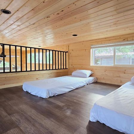Cabins With A Mountain View 4A Williams Ngoại thất bức ảnh