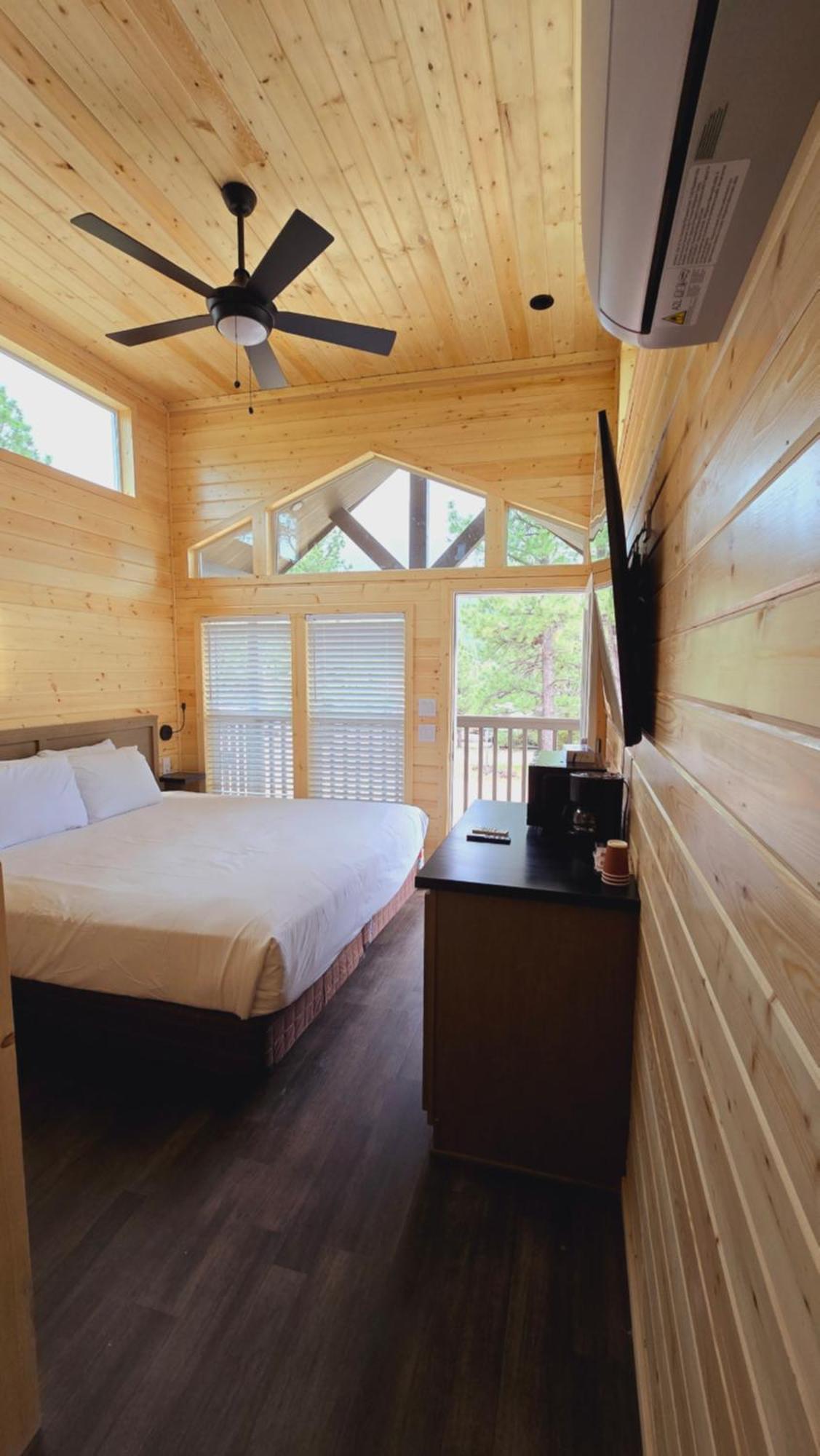Cabins With A Mountain View 4A Williams Ngoại thất bức ảnh