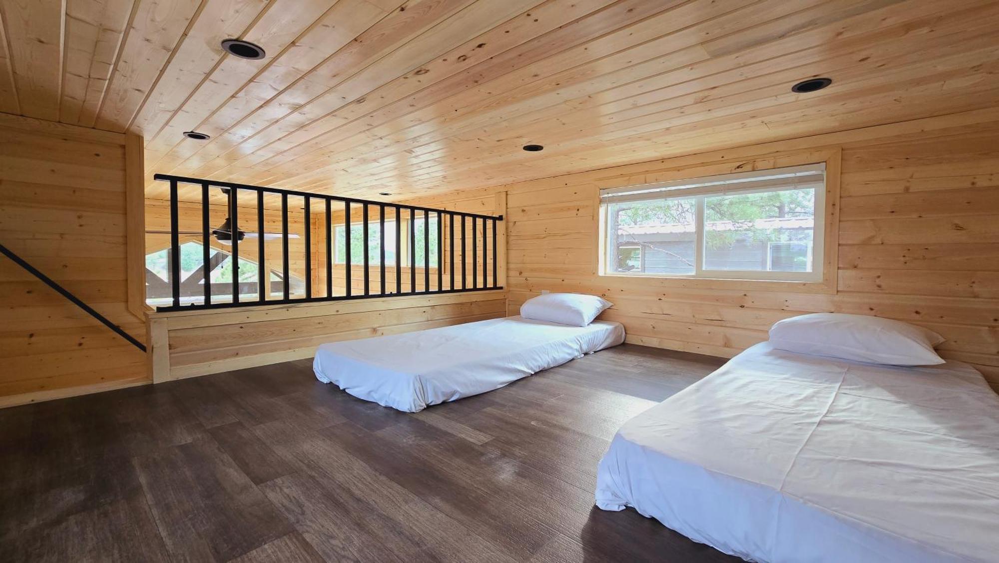 Cabins With A Mountain View 4A Williams Ngoại thất bức ảnh